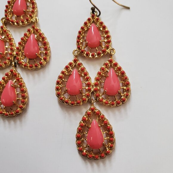 Resin Teardrop Chandelier Earrings Candy Pink & Gold Tone Rhinestones Dangly - Picture 4 of 6